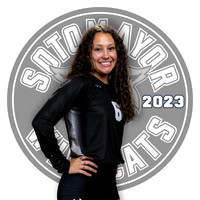 6 - Alejandra Black